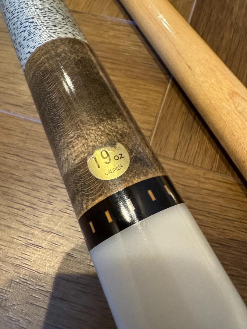 Adam アダム ビリヤード キュー ヘルムステッター