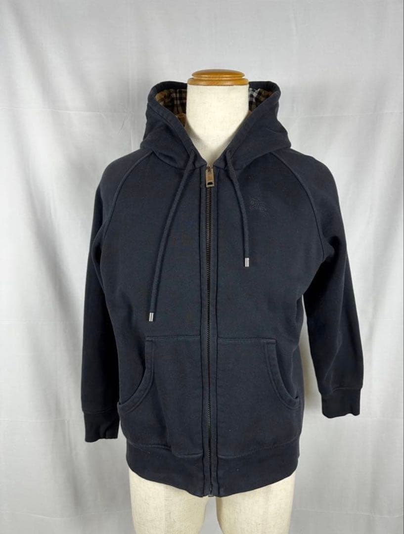 BURBERRY 黒 フード付きパーカー　メンズ　レディース