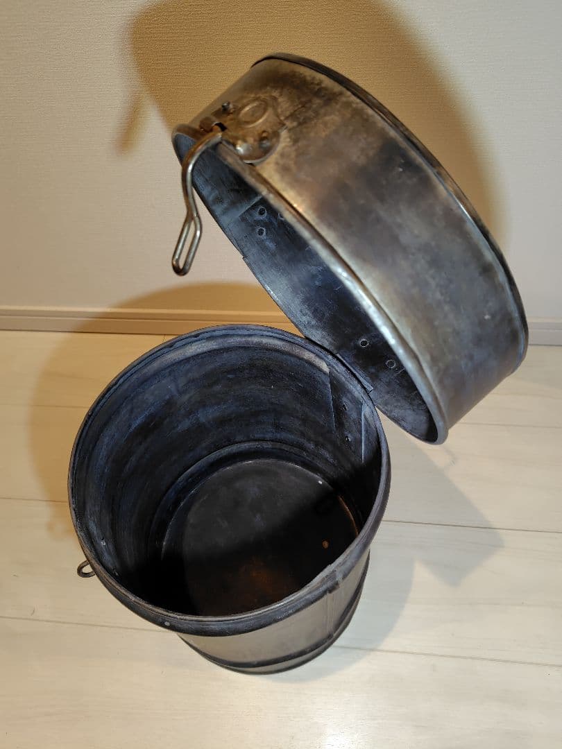 ジャーナルスタンダードファニチャー　収納　インダストリアル　ゴミ箱