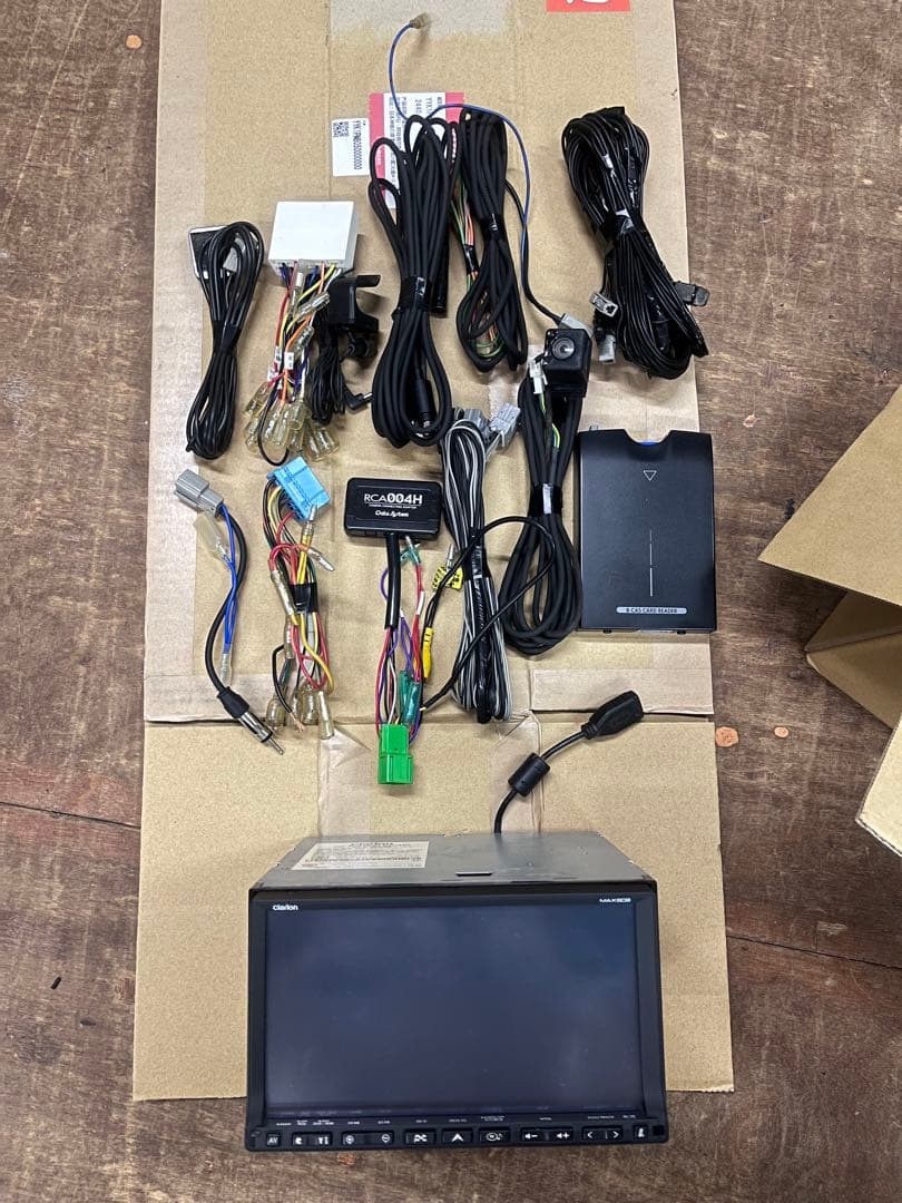 Clarion MAX809 カーナビ 7インチ