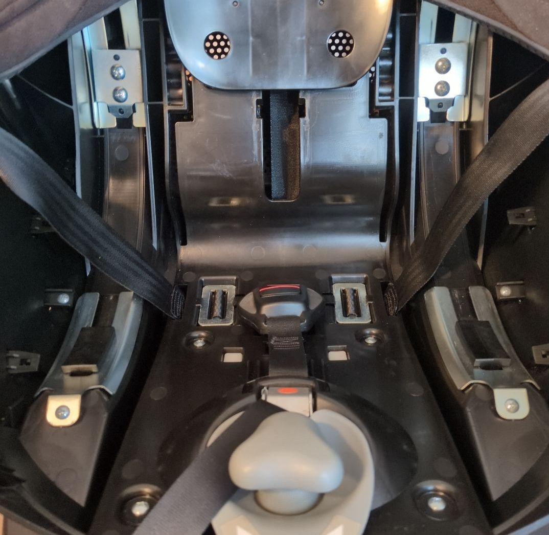 エールべべ　クルット3i プレミアム　マロンブラウン