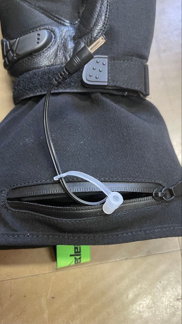 カエディア　電熱グローブelectric thermostreet