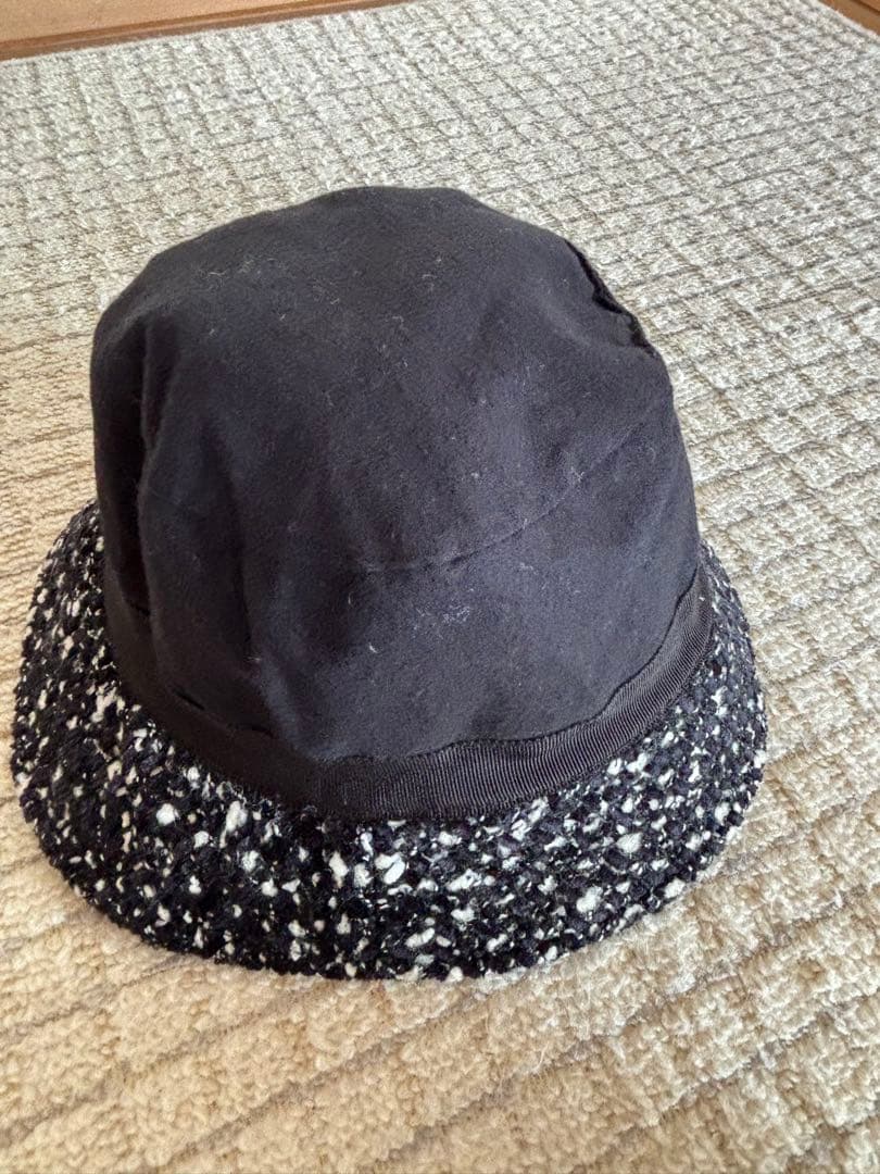 MONCLER バケットハット ほぼ黒（濃い紺色）と白の混合…秋・冬向け