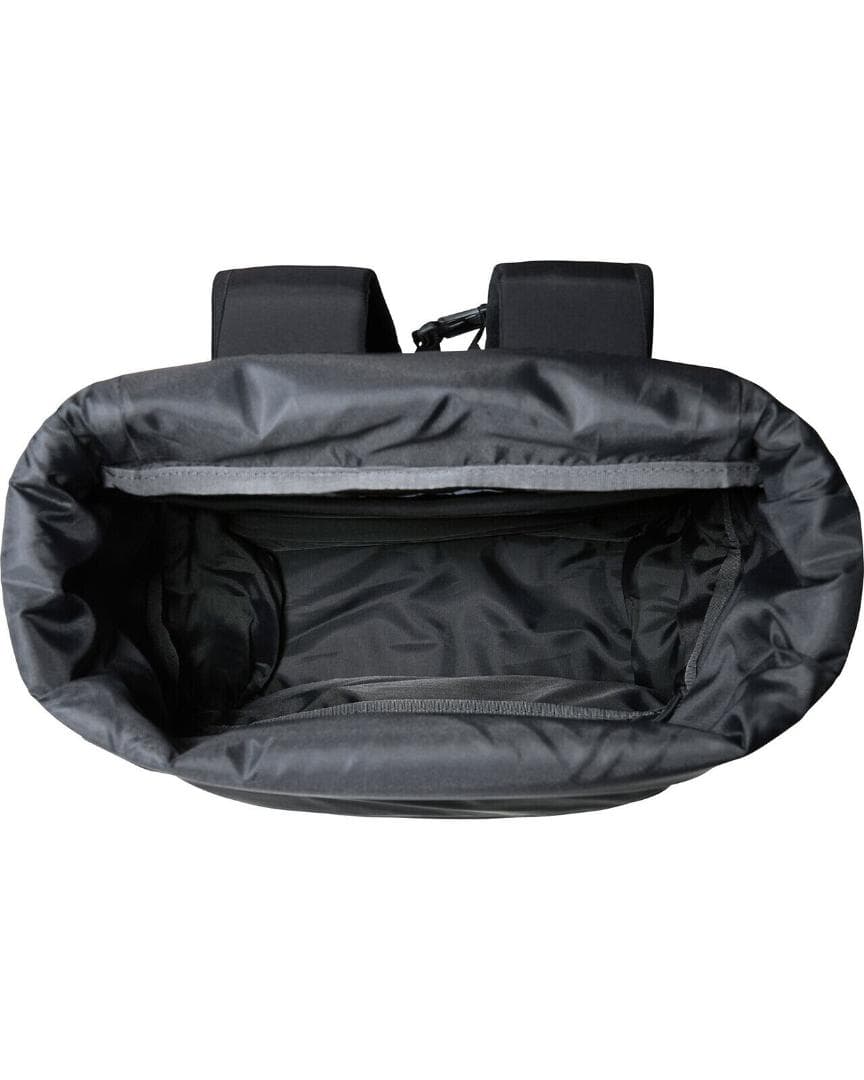 ザノースフェイス BASE CAMP VOYAGER ROLLTOP