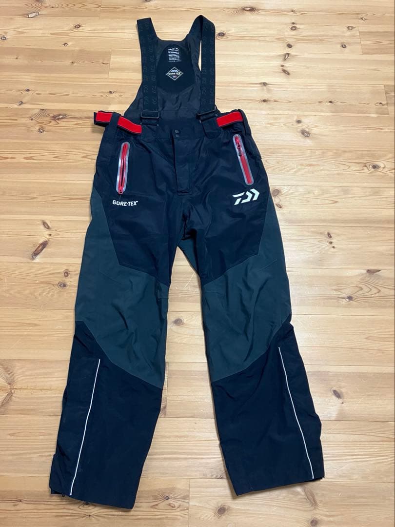 ダイワ ゴアテックス プロダクト 2ウェイ ウィンタースーツ DW-1002