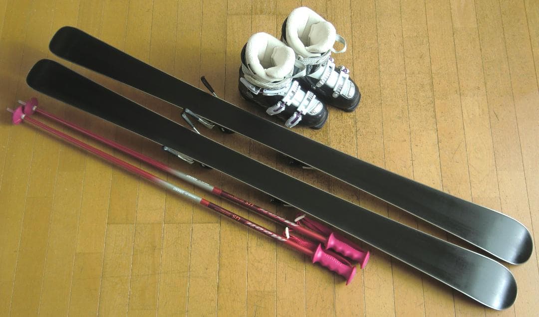 ■■送料無料■Hart■女性用スキー4点セット■板143/靴23■WAX済■■