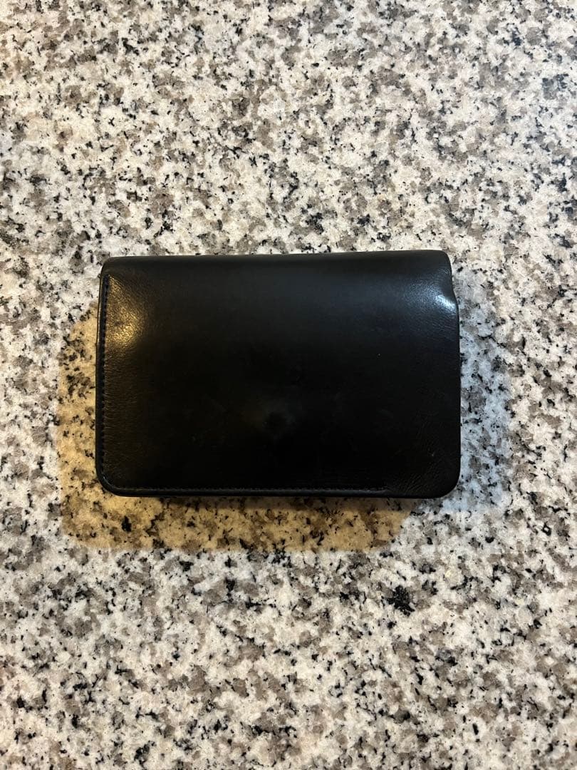 forme フォルメ ショートウォレット（black × brown）　箱付き