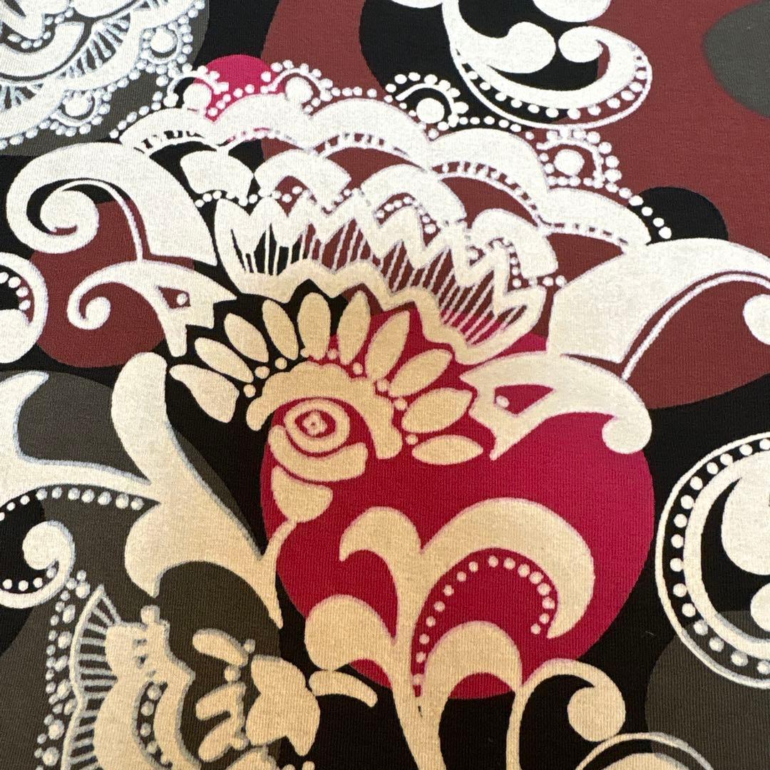 【美品】✨トクコプルミエヴォル✨黒地に抽象的な花柄の五分袖チュニック❣️