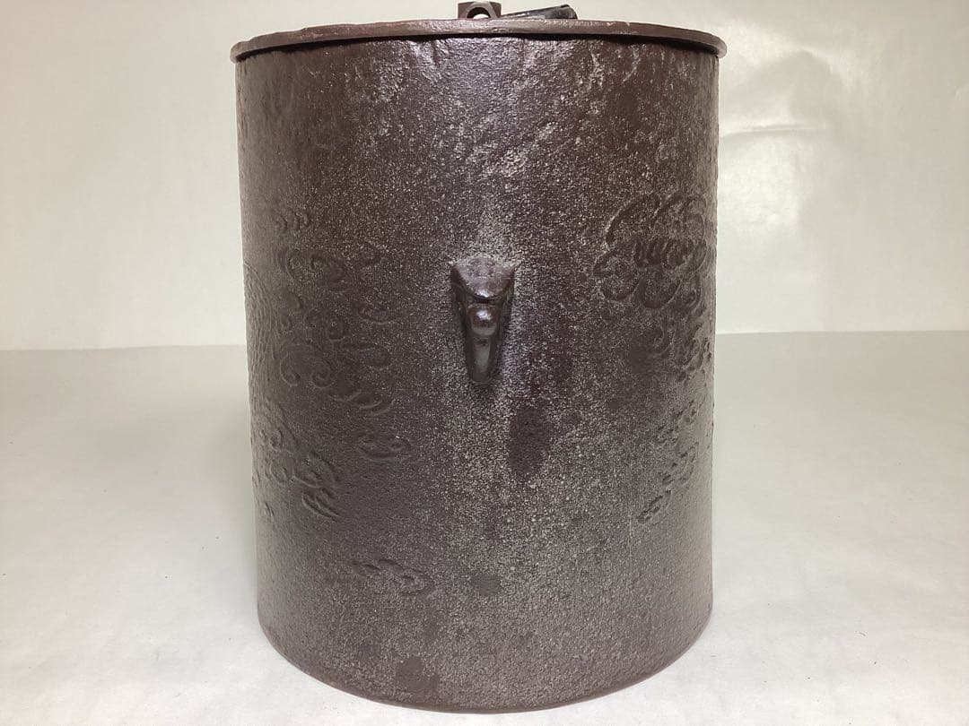 雲龍釜 高橋敬典 刻印逆さま 木箱入 茶道具 古物品