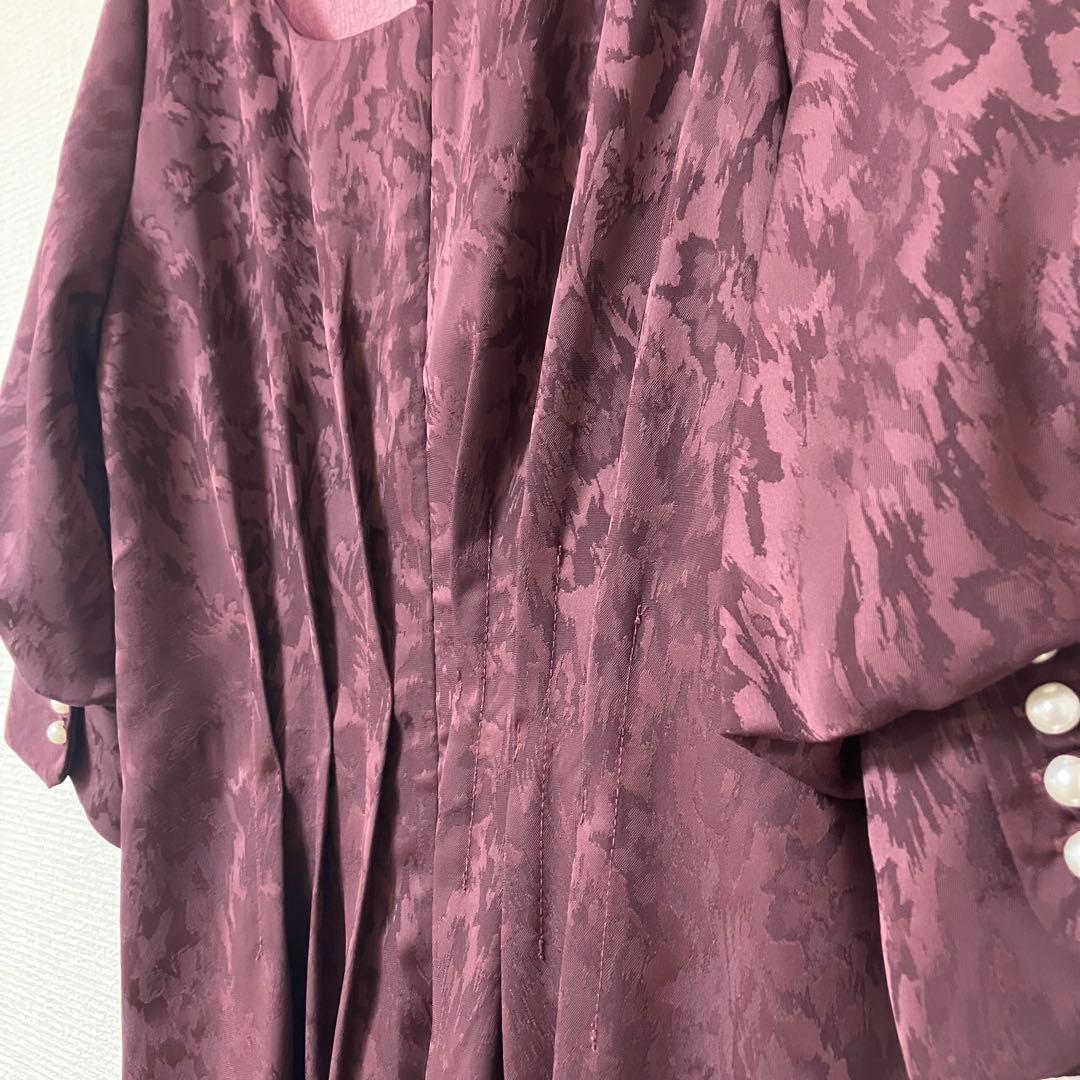 完売品　人気　エトル　ミアンダリングウエストタックフレアドレス　ボルドー　M