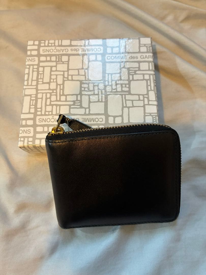 コムデギャルソン 二つ折り財布 COMME des GARCONS ブラック