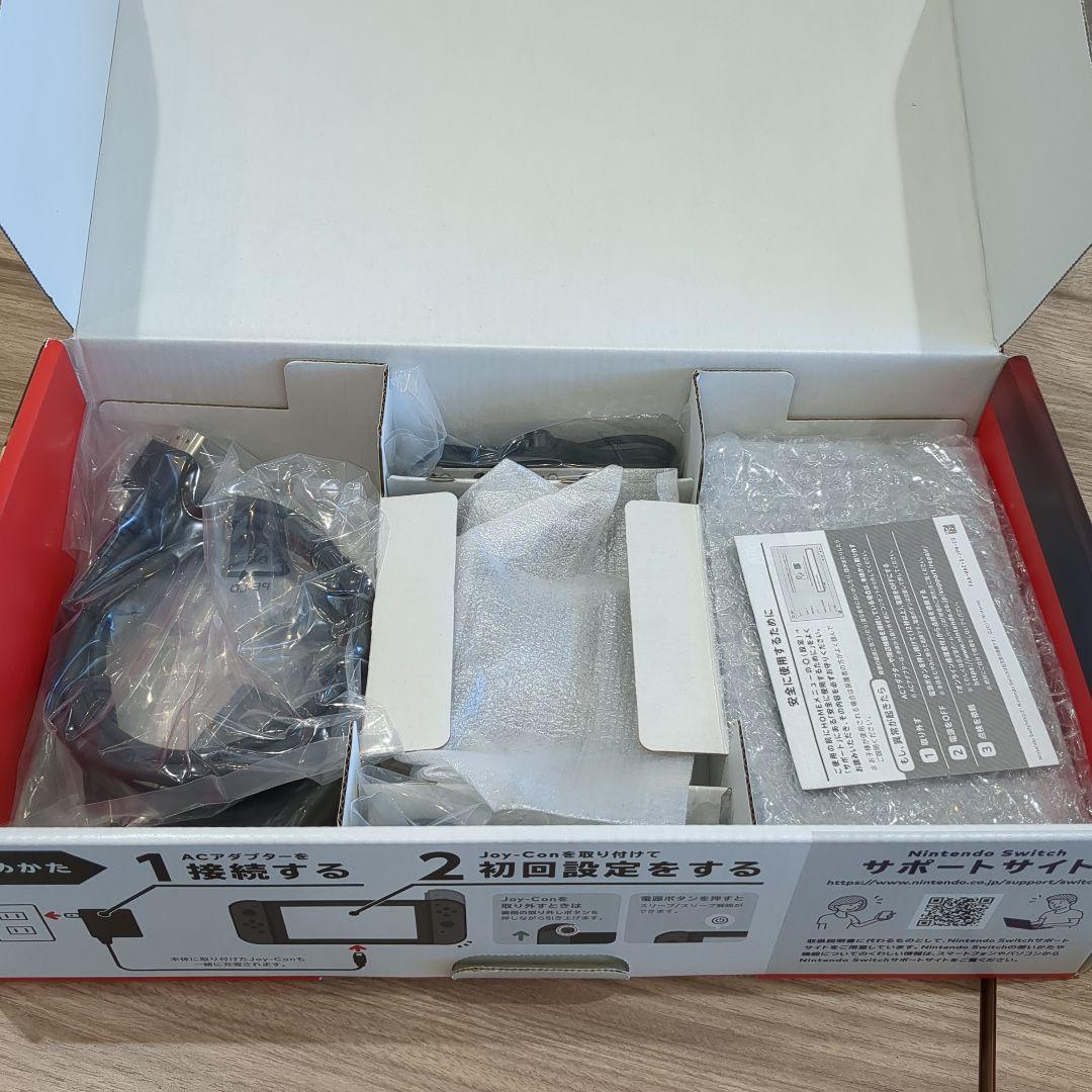 【ほぼ新品】Nintendo Switch バッテリー強化版 グレー