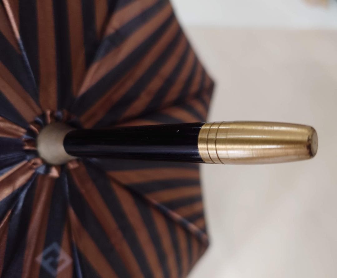 「FENDI フェンディ 」女性用 雨傘 極美品