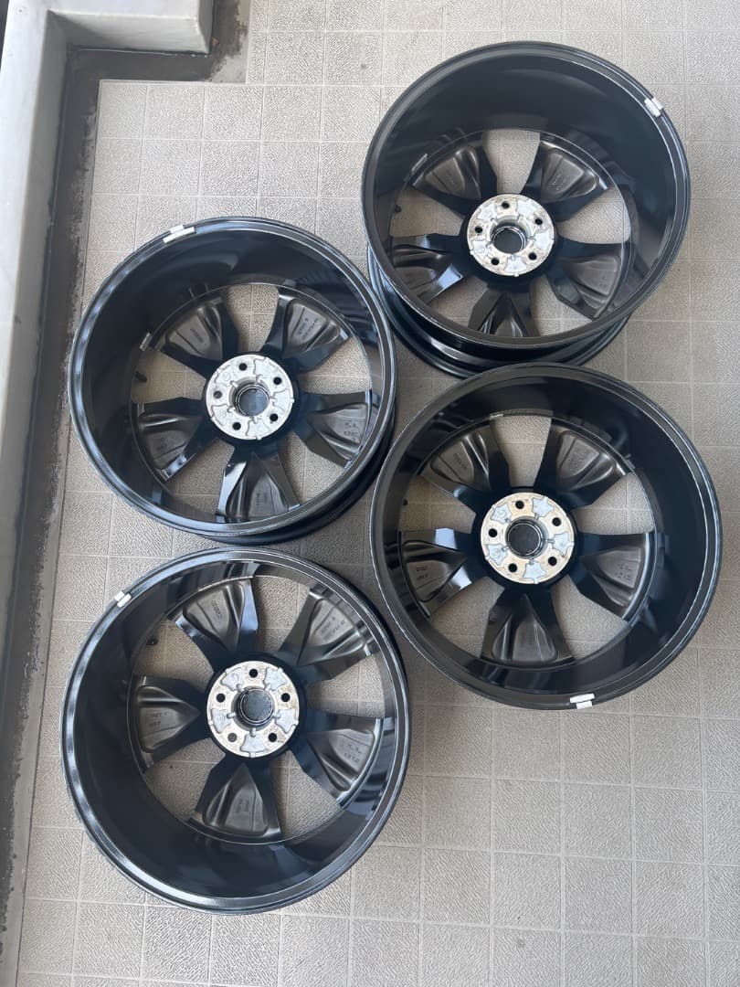 【美品】ニッサン T33 エクストレイル 純正19インチ ４本セット