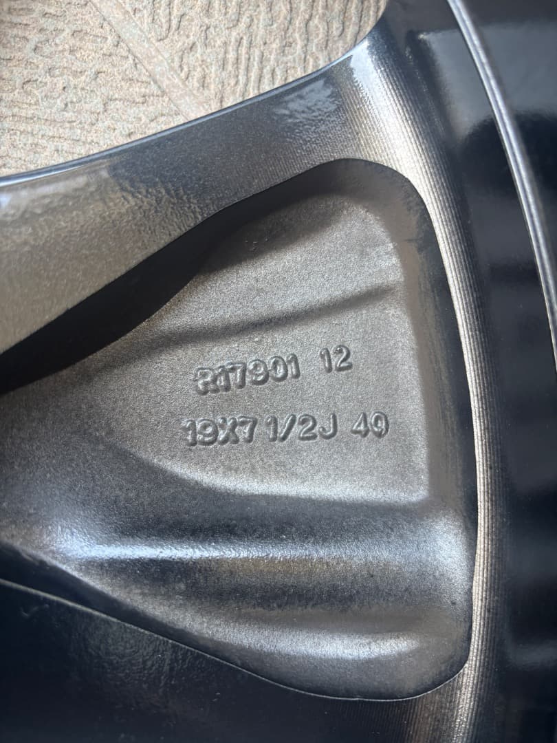 【美品】ニッサン T33 エクストレイル 純正19インチ ４本セット