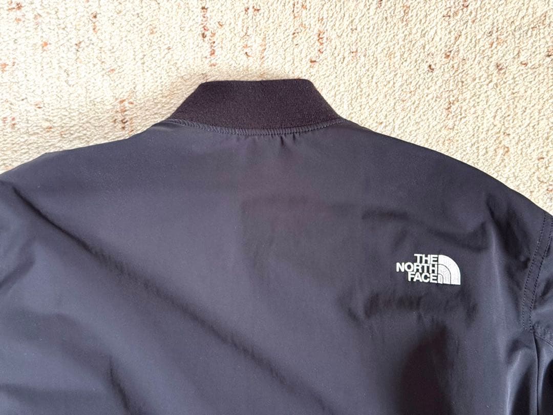 ノースフェイス インサーレーションボンバージャケット ブラック L