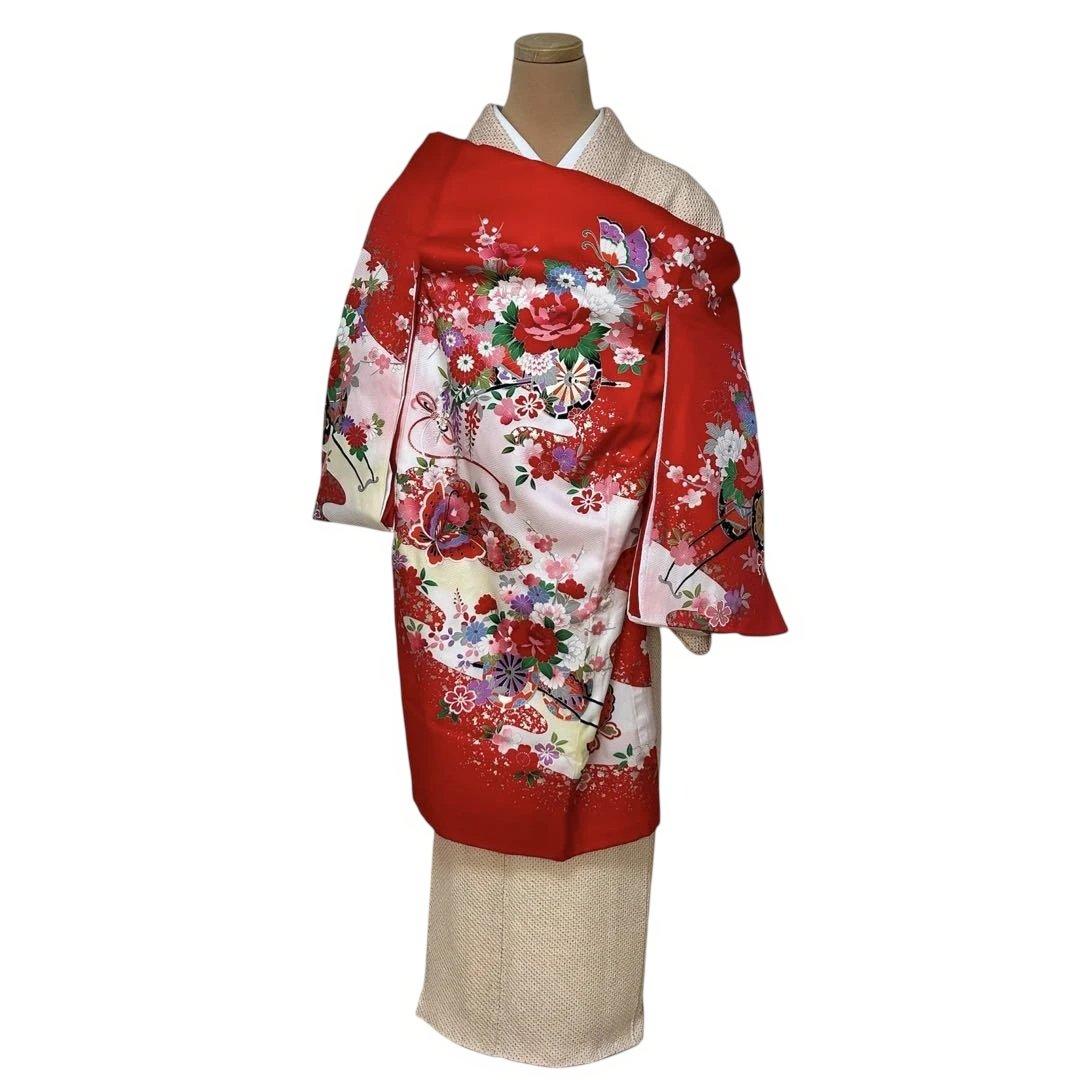 着物　お宮参り　産着　祝着　花車　蝶　四季草花　女の子　襦袢付き　クリーニング済