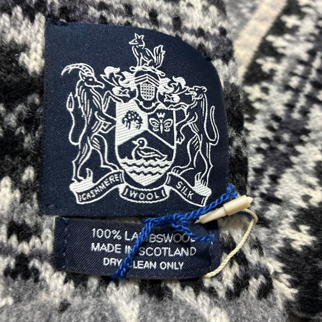 drakes スコットランド製　ラムウールマフラー グレー系