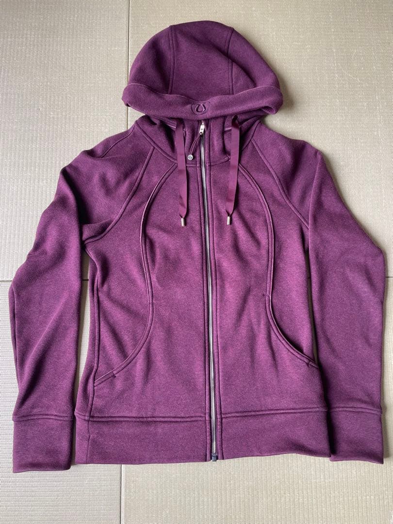 Lululemon バーガンディ フルジップ パーカー
