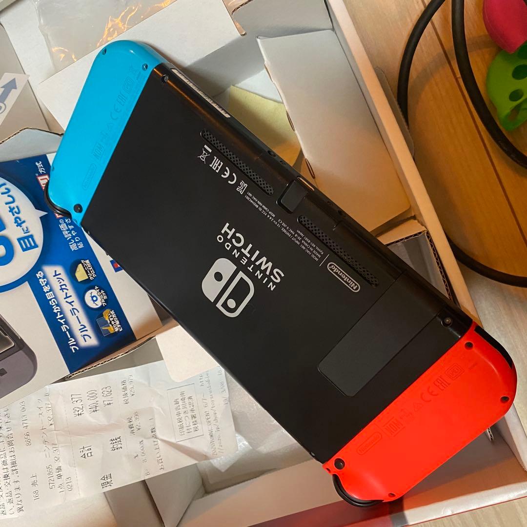 Nintendo Switch 本体一式＋ソフト4本＋ケース付き