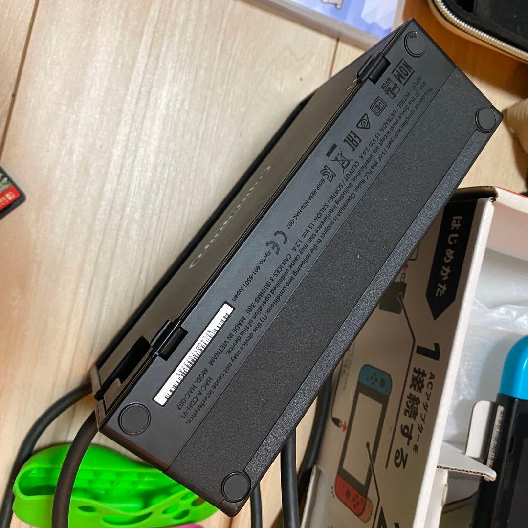 Nintendo Switch 本体一式＋ソフト4本＋ケース付き