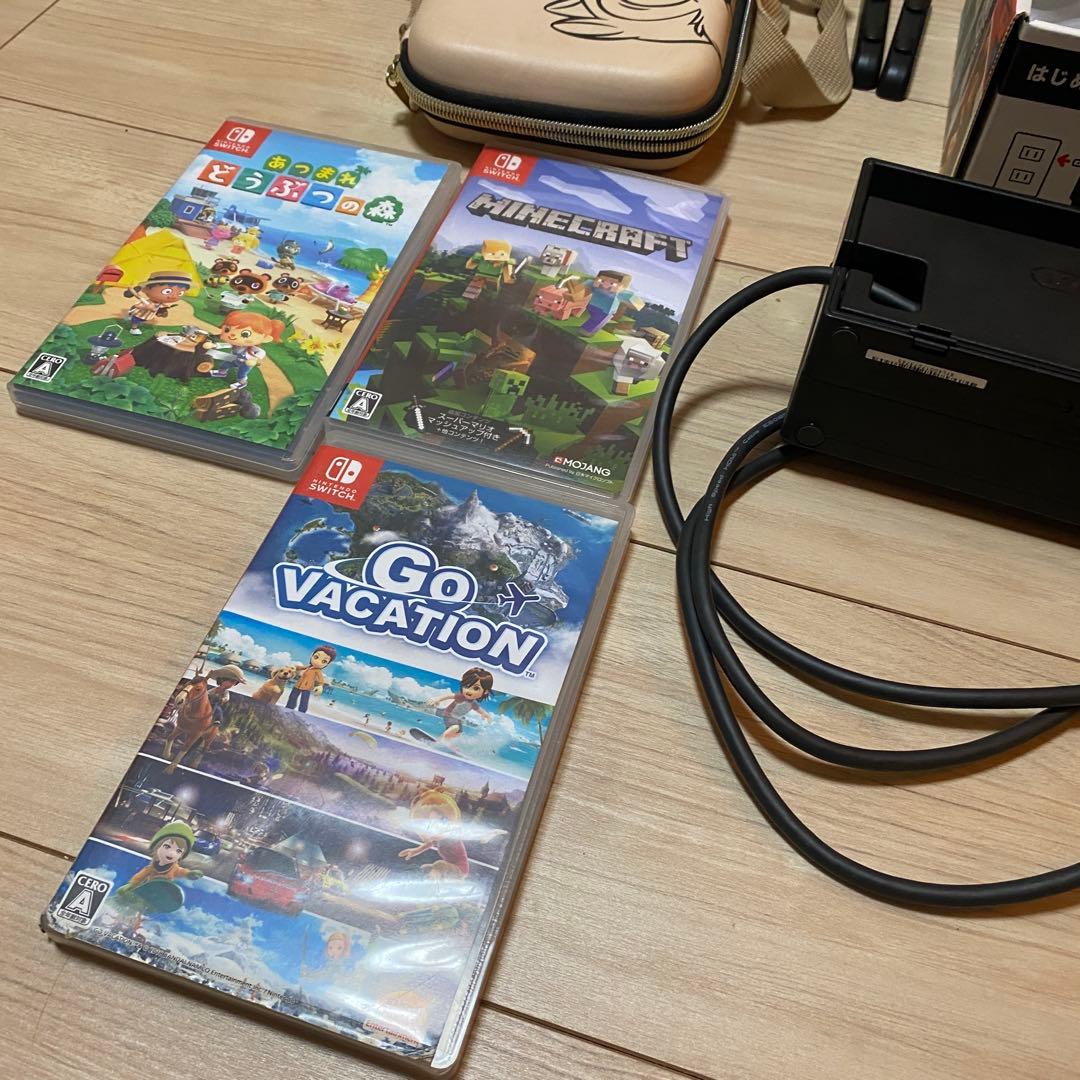 Nintendo Switch 本体一式＋ソフト4本＋ケース付き