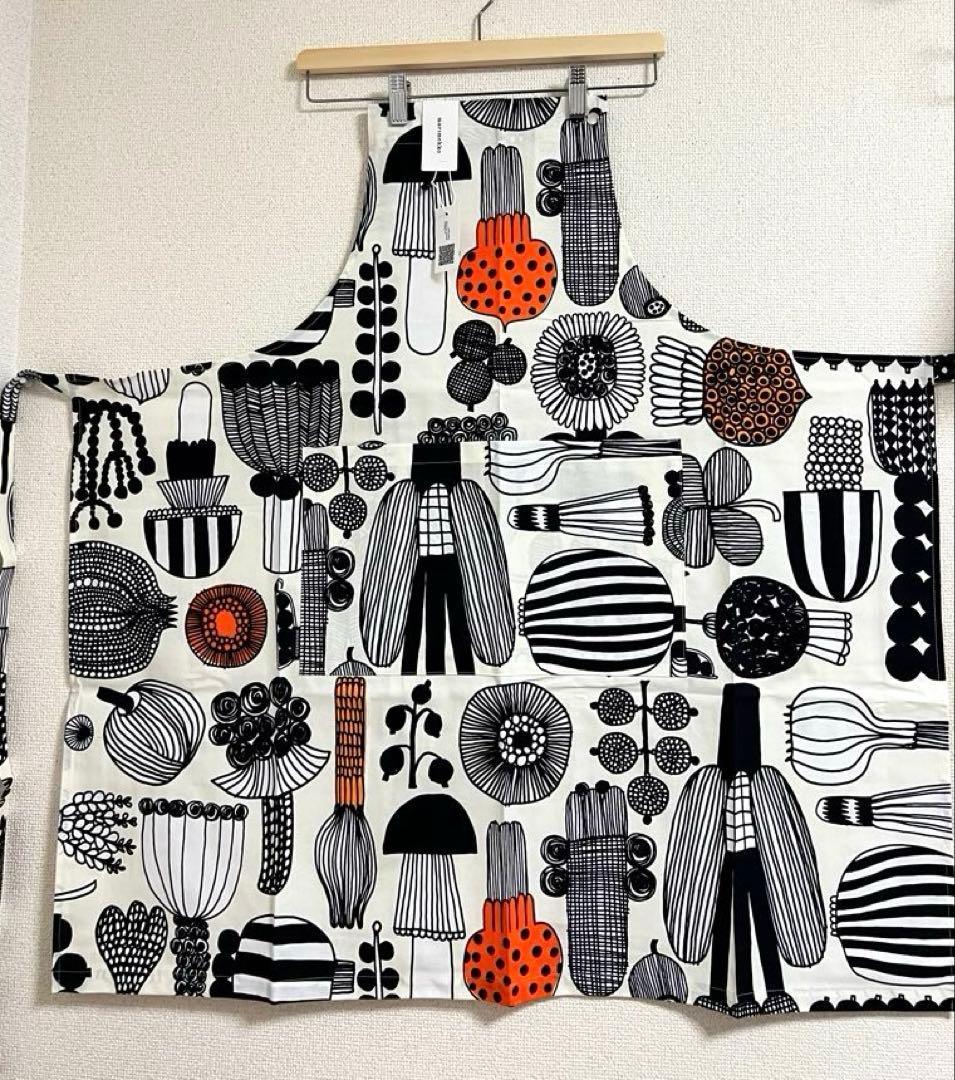 ☺︎新品未使用　マリメッコ　marimekko 人気柄　エプロン　新カラー☺︎