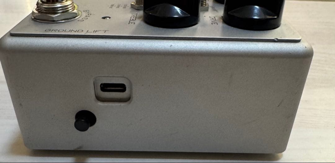 ベース Darkglass Electronics Vintage Ultra v2