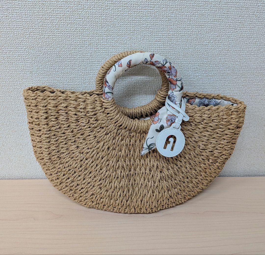 FURLA　フルラ 　かごバッグ