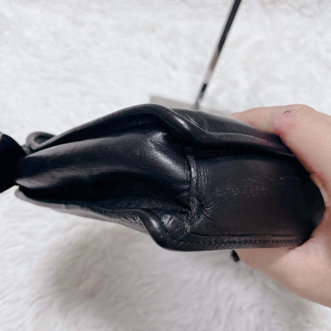 ロエベ　セカンドバッグ　本革　ブラック　ゴールド金具　クラッチバッグ　黒色