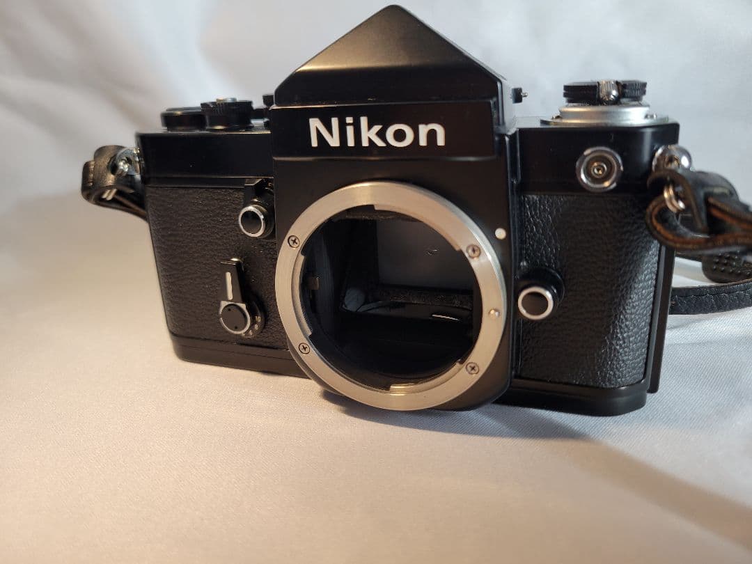 ア*カ様 Nikon F2アイレベルフィルム一眼レフカメラ ブラック