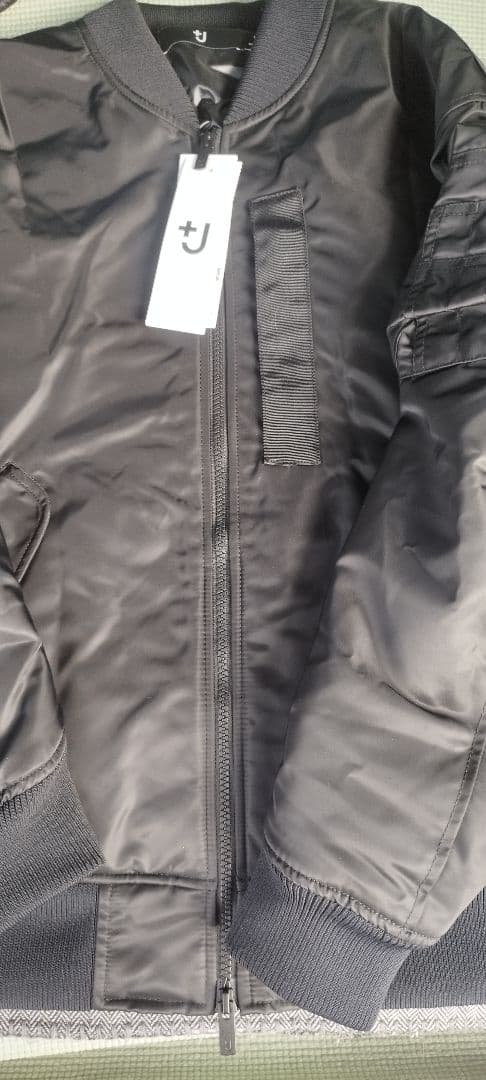 未使用　復刻版　ユニクロ　+J MA-1 Mサイズ