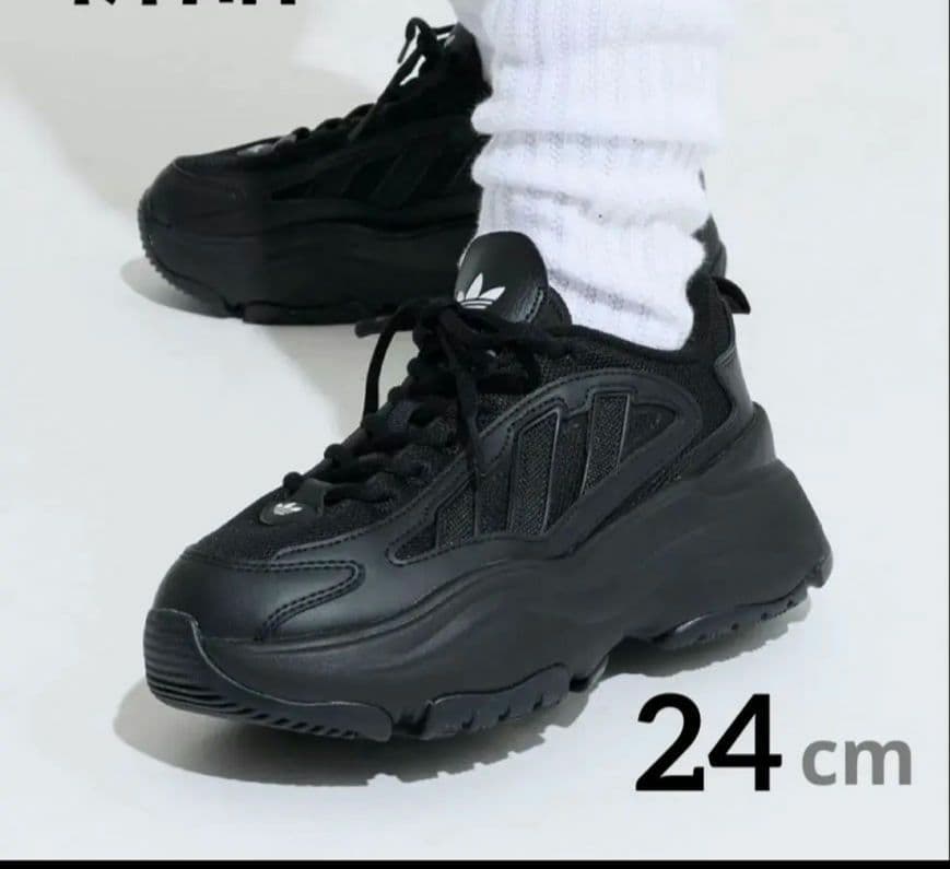 アディダス　OZGAIA W オズガイア　24センチ