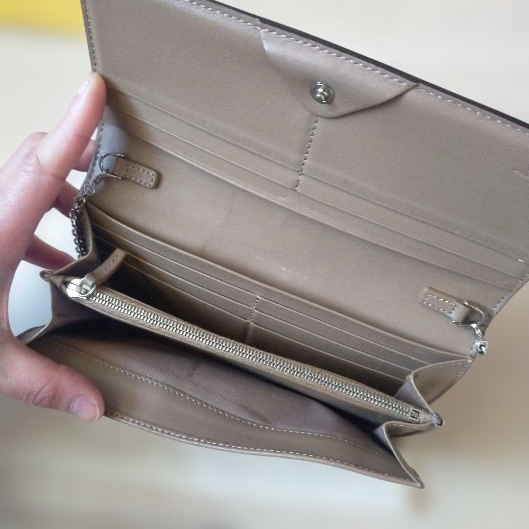 FENDI チェーンウォレット スタッズ 長財布