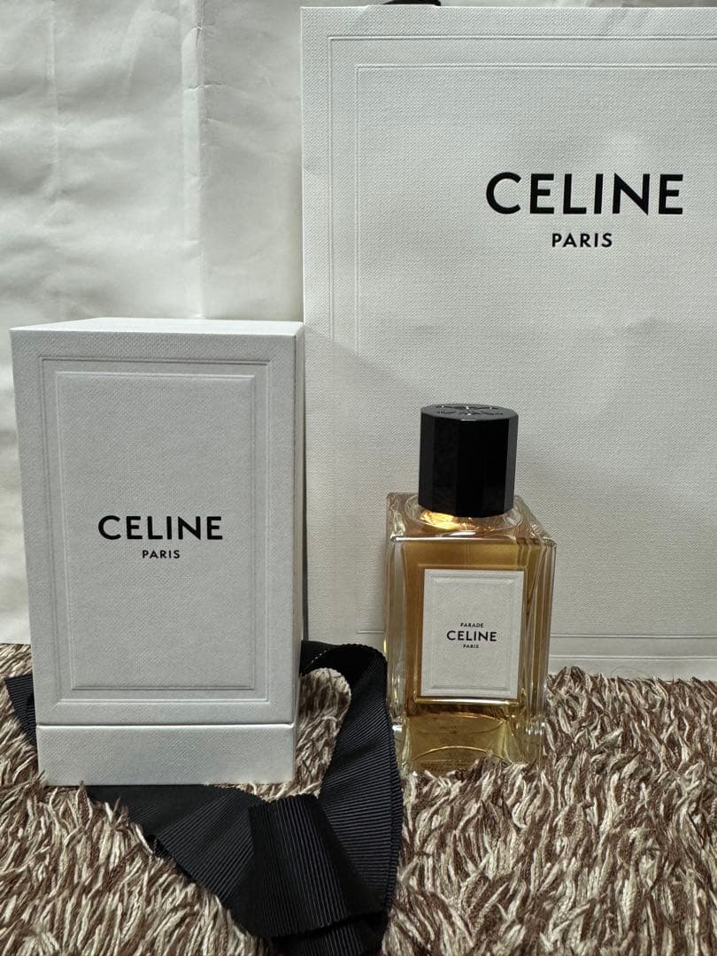 CELINE PARIS 香水 箱、ショッパー付き　セリーヌパラード100ml