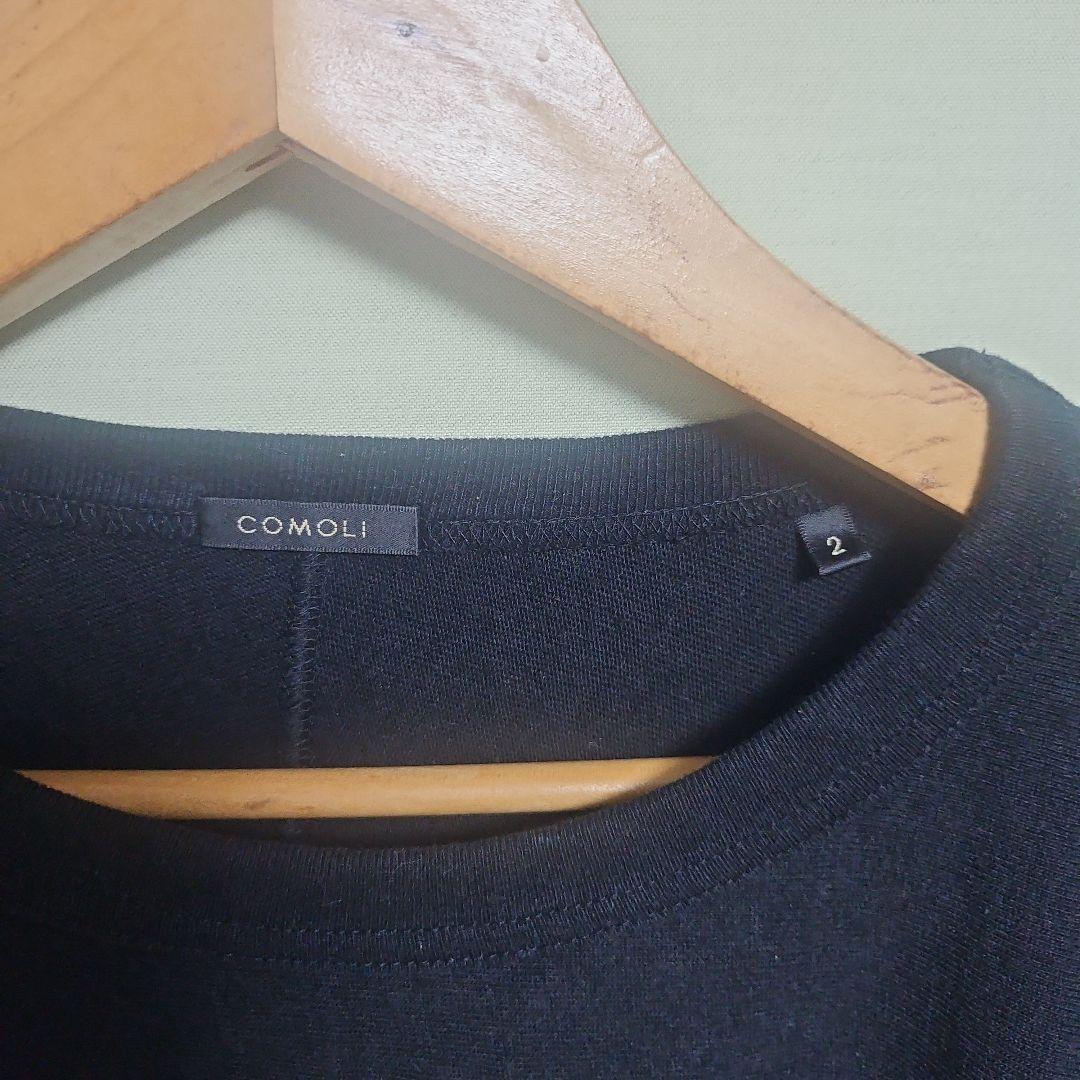 comoliフットボールTサイズ2ブラック