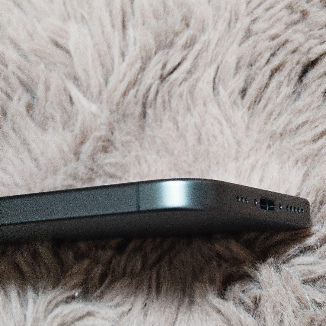 【極美品】Apple iPhone17 ブラック 256GB