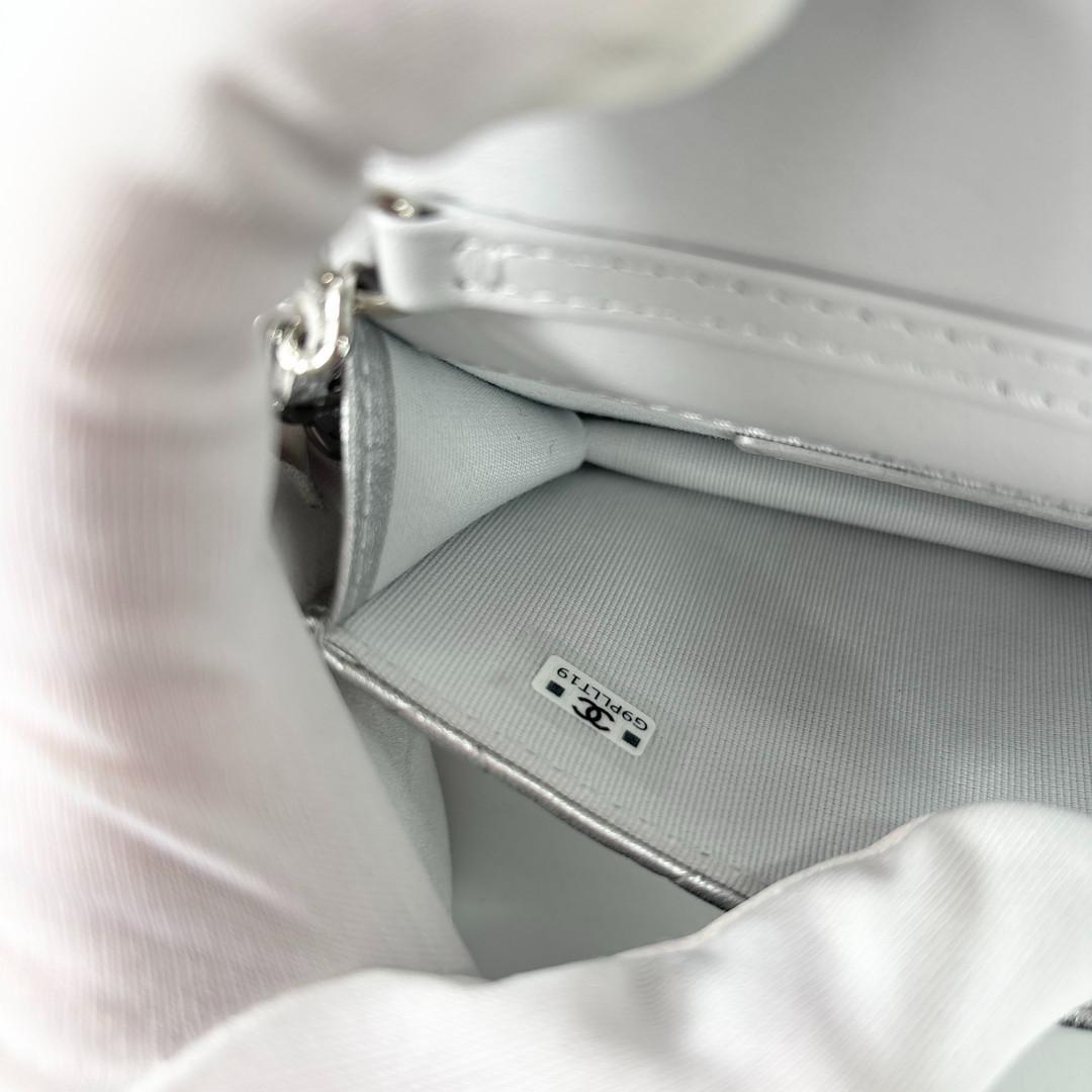 新品未使用 シャネル マトラッセ スターモチーフ ショルダーバッグ レディース