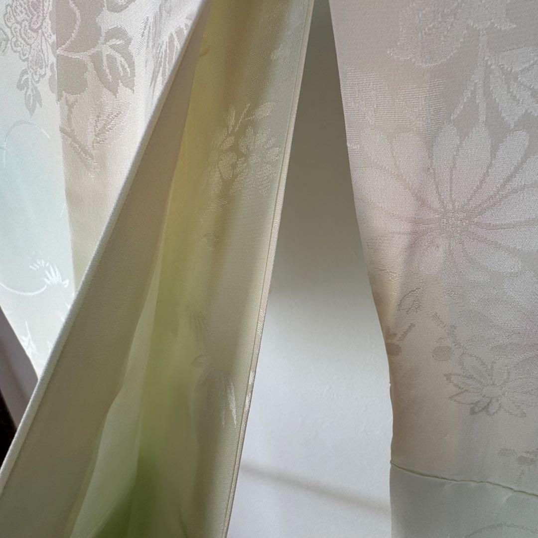 超美品　正絹　長襦袢　袖無双　着物　125　刺繍半衿　半衿付　半襟付　緑　黄緑