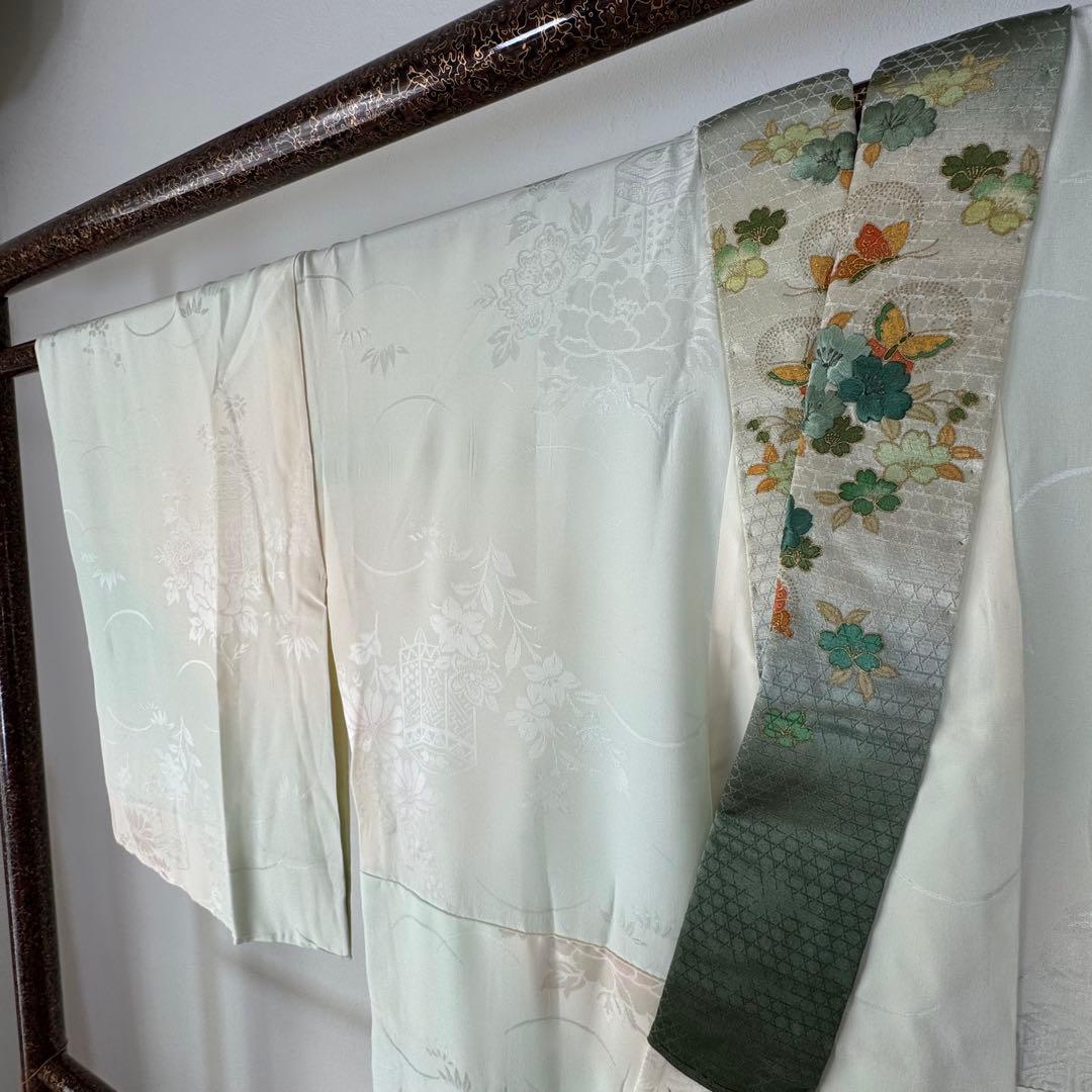 超美品　正絹　長襦袢　袖無双　着物　125　刺繍半衿　半衿付　半襟付　緑　黄緑