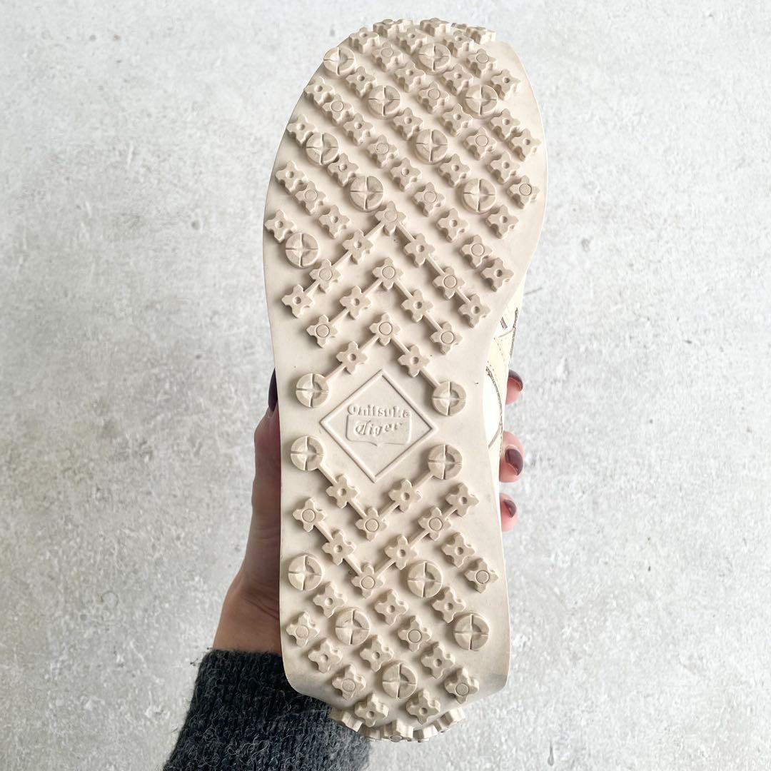 【極美品】Onitsuka Tiger emmi 23.5cm EDR78