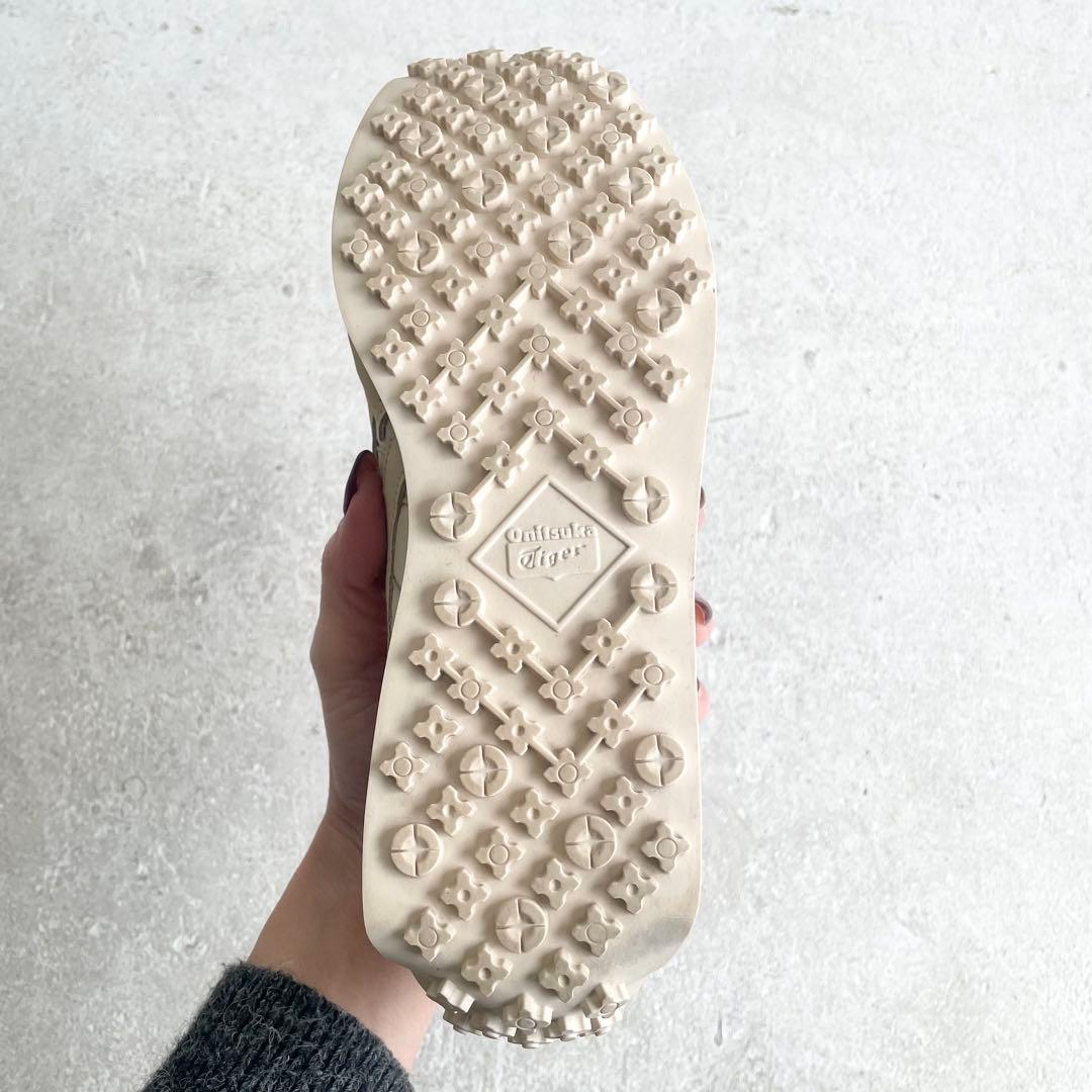 【極美品】Onitsuka Tiger emmi 23.5cm EDR78