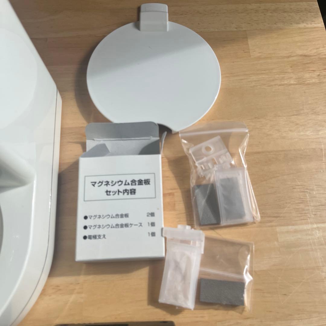 こころんナノバルブ水素水生成器　アクアクローバー