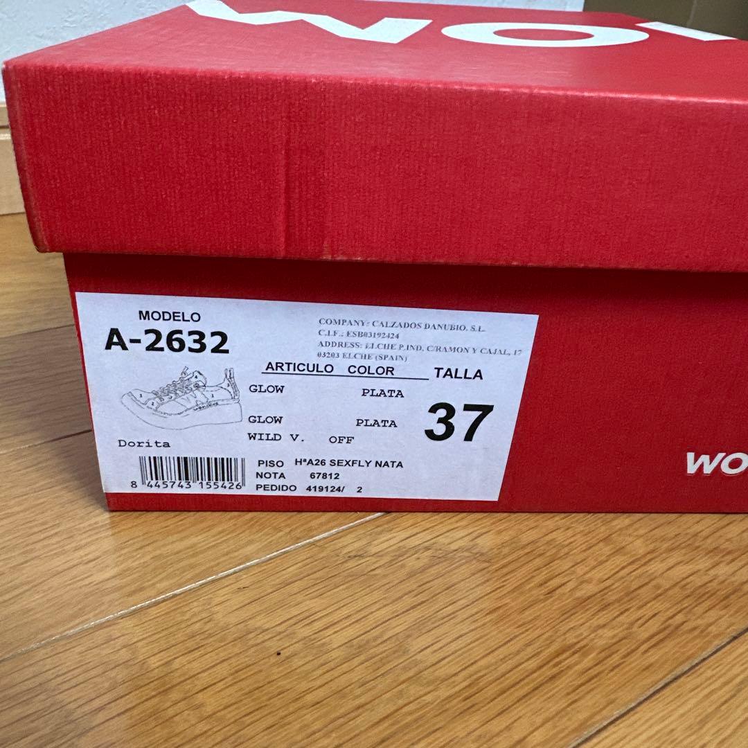 wonders　ワンダース　未使用　レザー厚底スニーカー