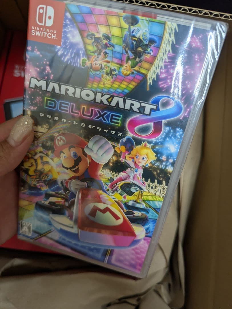 任天堂Switch 有機ELホワイト 本体＋マリオカート8デラックス セット