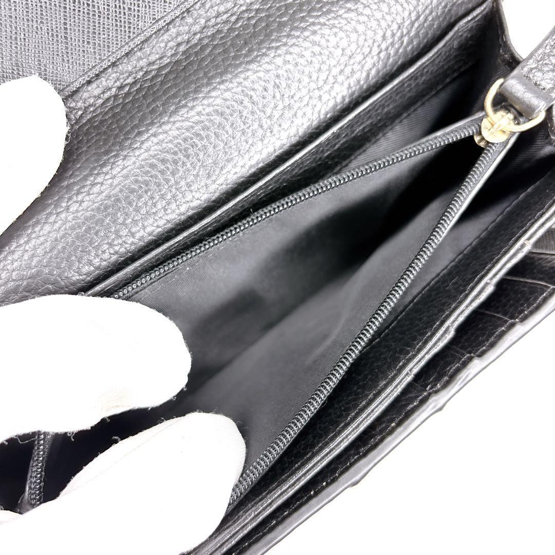 Vivienne Westwood オーブ金具 エンボスレザー 三つ折り財布