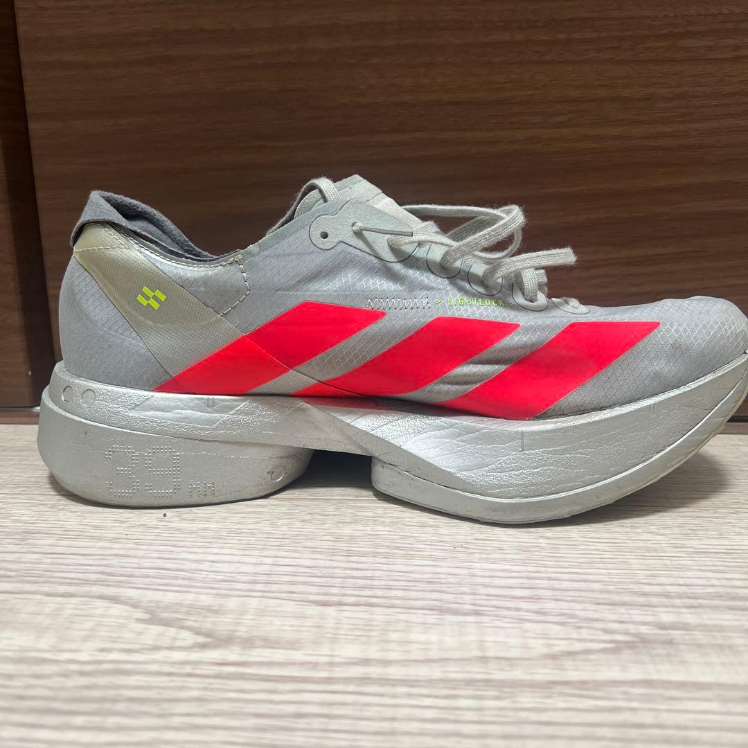 アディゼロアディオスプロ4