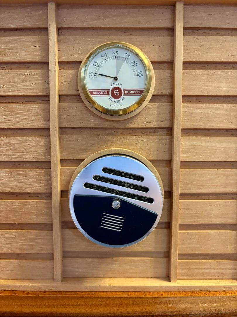 ヒュミドール　葉巻ケース　最高級！