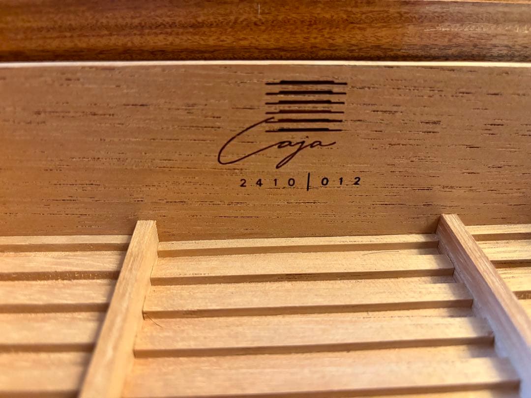 ヒュミドール　葉巻ケース　最高級！