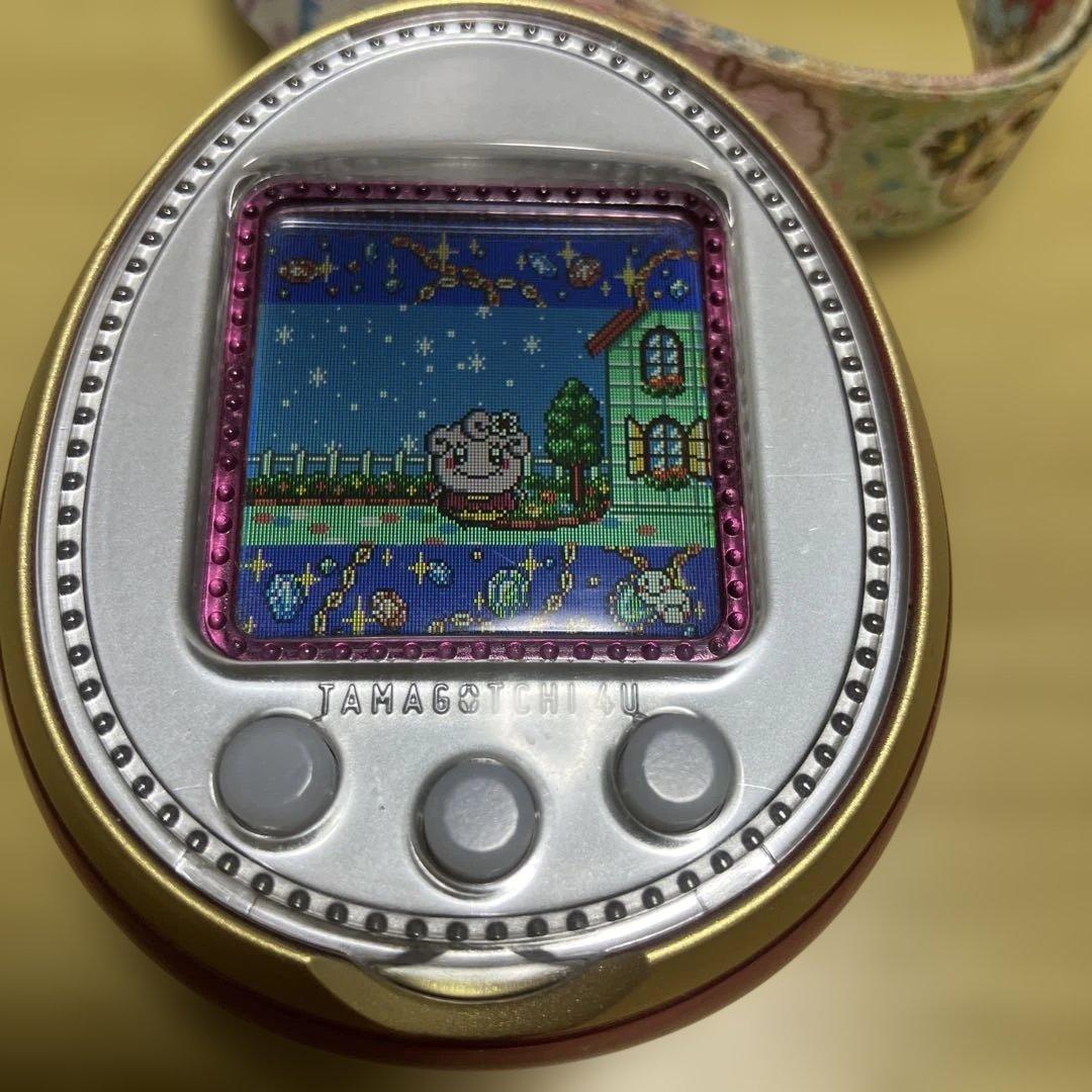 たまごっち　4U 着せ替えカバー1点 アイカツタッチカード付き